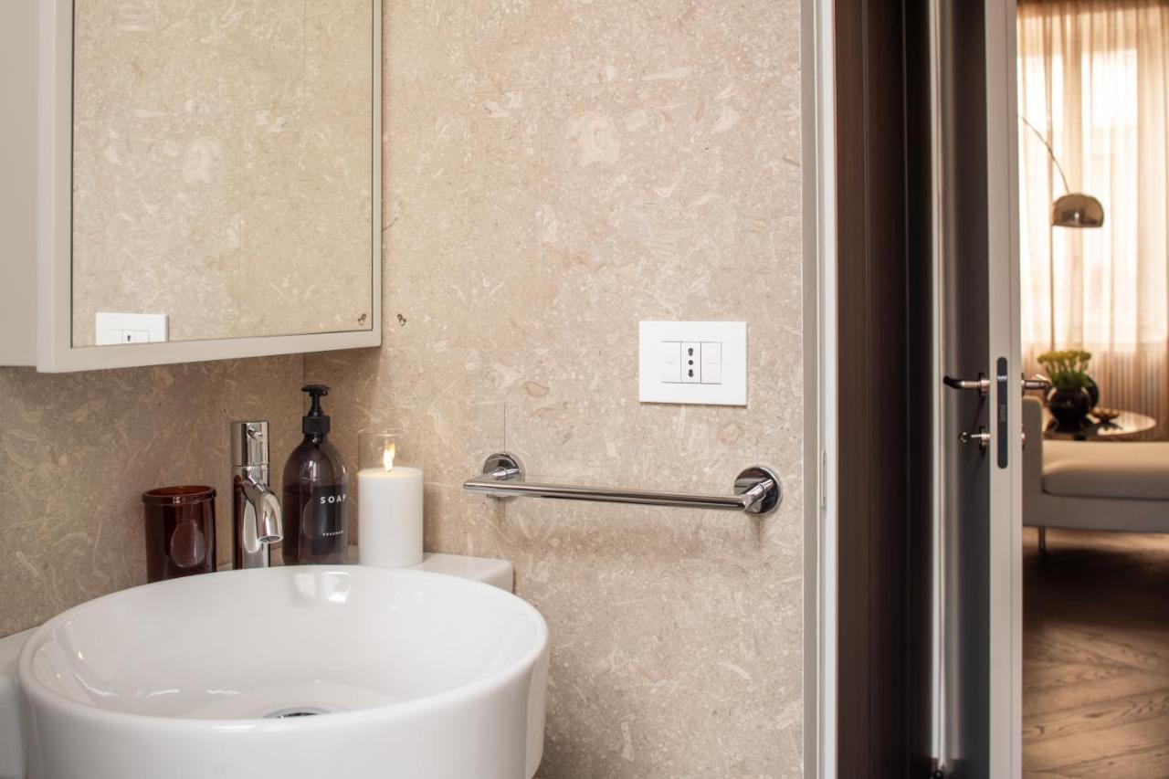 Sant'Ambrogio Luxury Apartment R&R Milano Eksteriør bilde